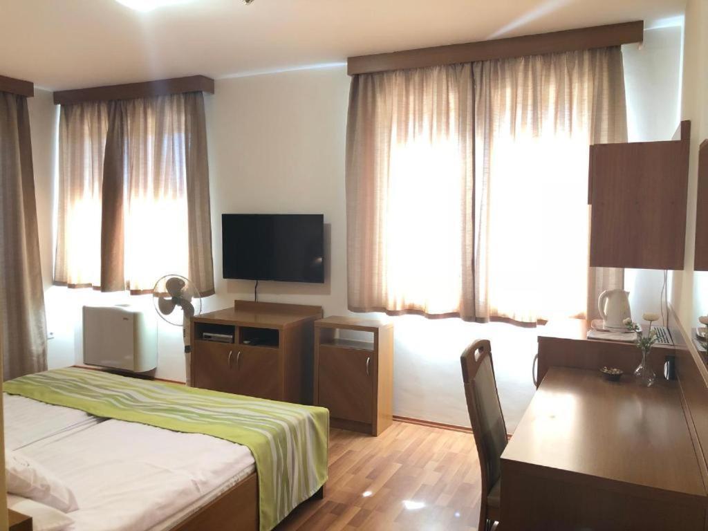 Rosemary Apartmanok, Rose, Lili, Mary1, Mary2 Хайдусобосло Экстерьер фото