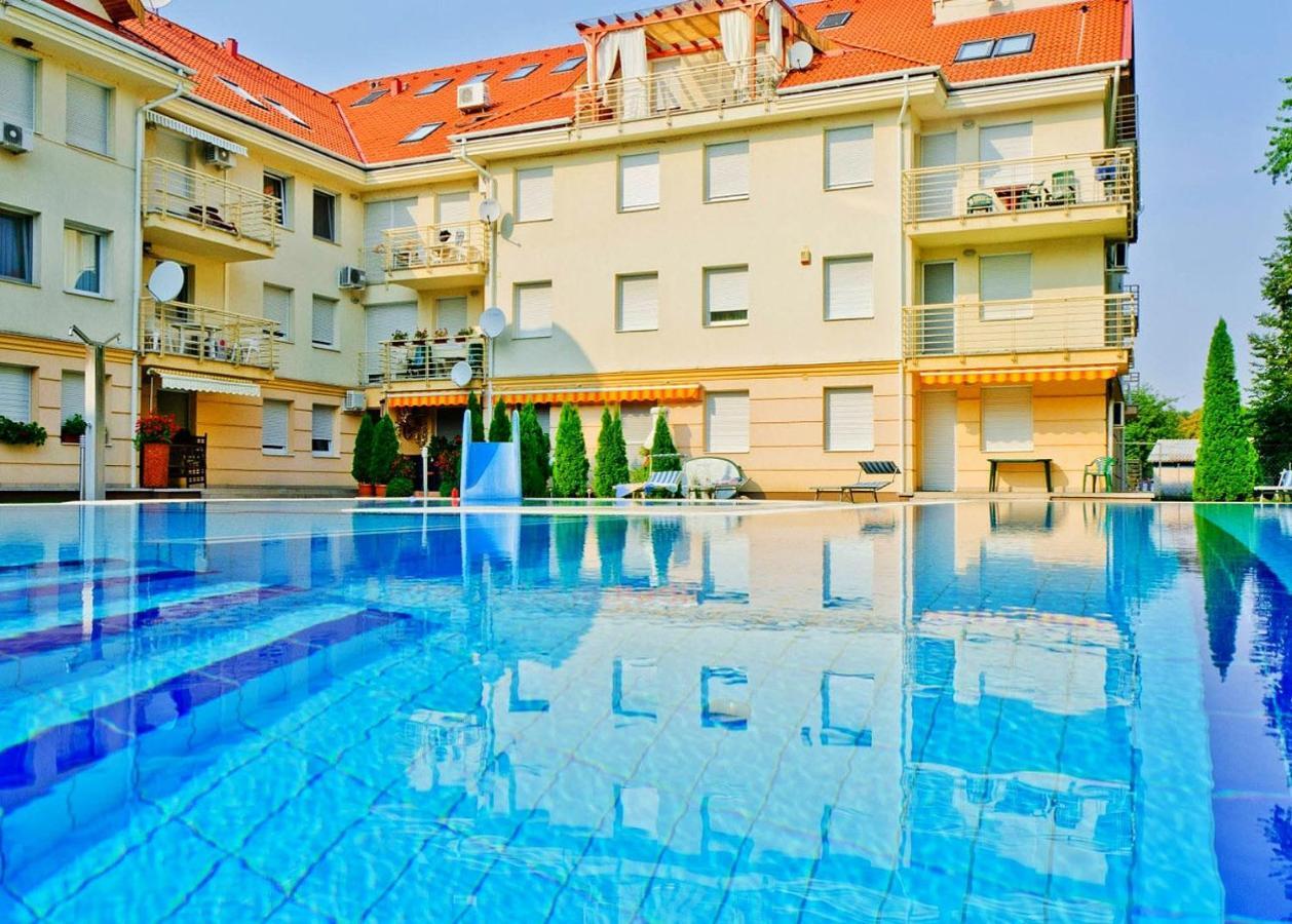 Rosemary Apartmanok, Rose, Lili, Mary1, Mary2 Хайдусобосло Экстерьер фото