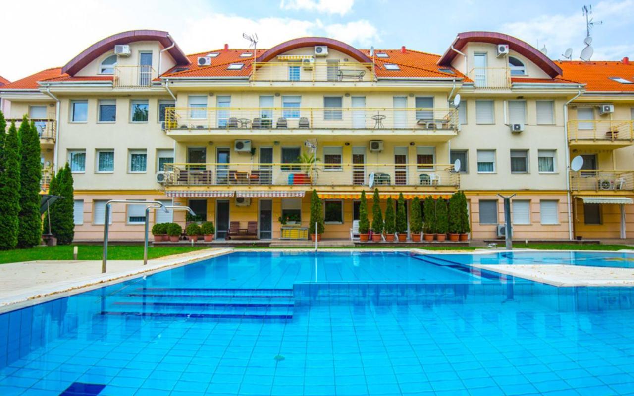 Rosemary Apartmanok, Rose, Lili, Mary1, Mary2 Хайдусобосло Экстерьер фото